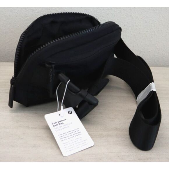 Lululemon LU9AX2S Women's One Size Black Everywhere Belt Bag - Picture 8 of 8